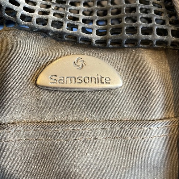 Samsonite Petite Pet Carrier - Bronze. Airline approved - Picture 2 of 8
